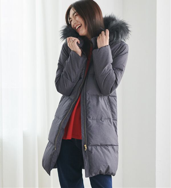 50％オフ】日本初上陸バルセロナ発 スワロスキーふくろうパーティバック