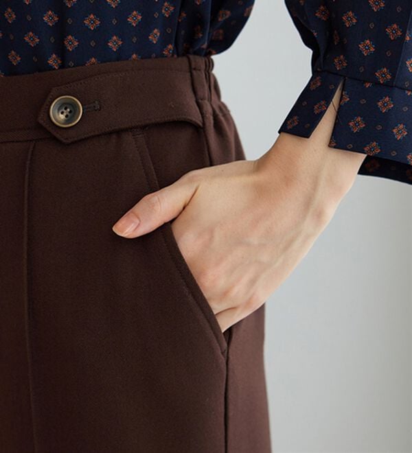 BELLUNA（ベルーナ）の「サマ見え（Ｗ）ストレッチ素材タブ使いワイドパンツ（ワイドパンツ・ガウチョ）」｜詳細画像