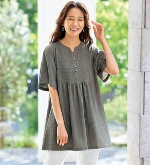 BELLUNA（ベルーナ）の「よく伸びてラク！ポコポコ着やせチュニック（チュニック）」｜グレージュ