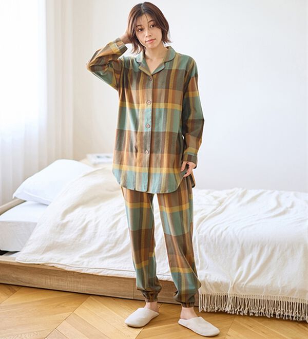 LAVIENNE（ラヴィエンヌ）の「綿１００％ふんわり柔か微起毛パジャマ（パジャマ・ルームウェア）」｜詳細画像