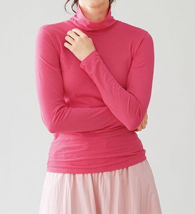 LAVIENNE（ラヴィエンヌ）の「カシミヤ入りシアー素材タートルネックインナー（肌着・インナーウェア）」