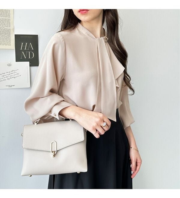 GeeRA（ジーラ）の「２ＷＡＹドレープスカーフタイブラウス（ブラウス）」｜詳細画像