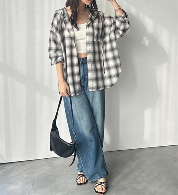 GeeRA（ジーラ）の「羽織にも◎フード付きオーバーサイズシャツ（シャツ）」｜詳細画像