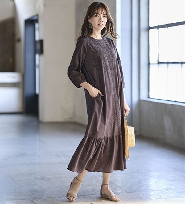 BELLUNA（ベルーナ）の「インド綿胸元デザインワンピース（その他ワンピース）」｜詳細画像