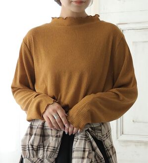 A HAPPY MARILYN（アハッピーマリリン）の「【ＬＬ～６Ｌ】「沿わないネック」で苦しくない。ミルリブ プチハイカットソー（カットソー）」｜イエロー