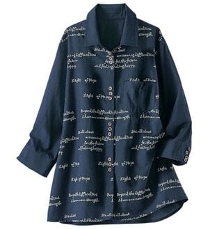 BELLUNA（ベルーナ）の「英字刺しゅうゆったりシャツブラウス（シャツ）」｜ネイビー