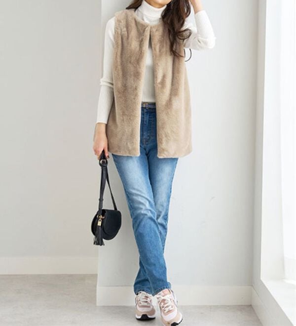 BELLUNA（ベルーナ）の「ホック付き！着映えるファーベスト（ベスト）」｜詳細画像