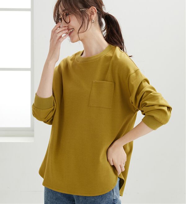 BELLUNA（ベルーナ）の「吸湿発熱ポンチ素材袖切替プルオーバー（カットソー）」｜詳細画像