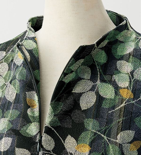 ルフラン（ルフラン）の「ファスナー仕様のニットちりめんブラウス＜麗楽～れいら～＞（ブラウス）」｜詳細画像