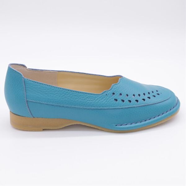 BELLUNA（ベルーナ）の「イタリアンレザーパンチング日本製パンプス（パンプス）」｜詳細画像