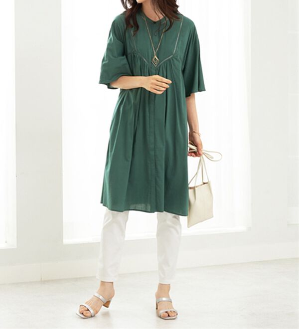 BELLUNA（ベルーナ）の「レース使いフレアーシルエットワンピース（チュニックワンピース）」｜詳細画像