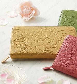 「開運　華やか風水バラの型押し本革財布（財布・パスケース）」｜コハク色