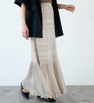 GeeRA（ジーラ）の「クロシェ編風ニットスカート（ロングスカート）」｜ベージュ