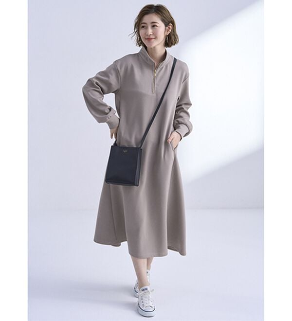 BELLUNA（ベルーナ）の「ポケット付ハーフジップフレアーワンピース（カットソーワンピース）」｜詳細画像