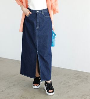 GeeRA（ジーラ）の「フロントスリットナローデニムスカート（ロングスカート）」｜インディゴ