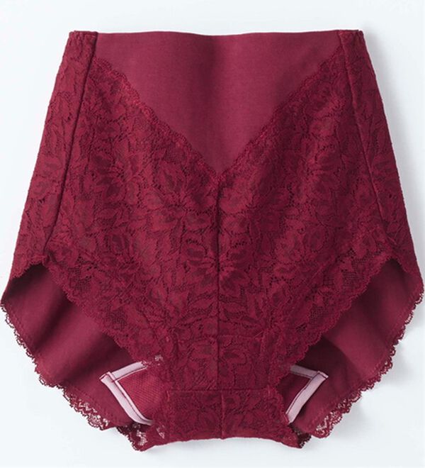 LAVIENNE（ラヴィエンヌ）の「たっぷりレースの安心ショーツ（安心ショーツ）」｜ワイン