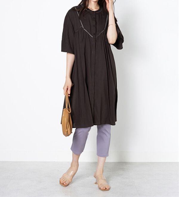 BELLUNA（ベルーナ）の「レース使いフレアーシルエットワンピース（チュニックワンピース）」｜詳細画像