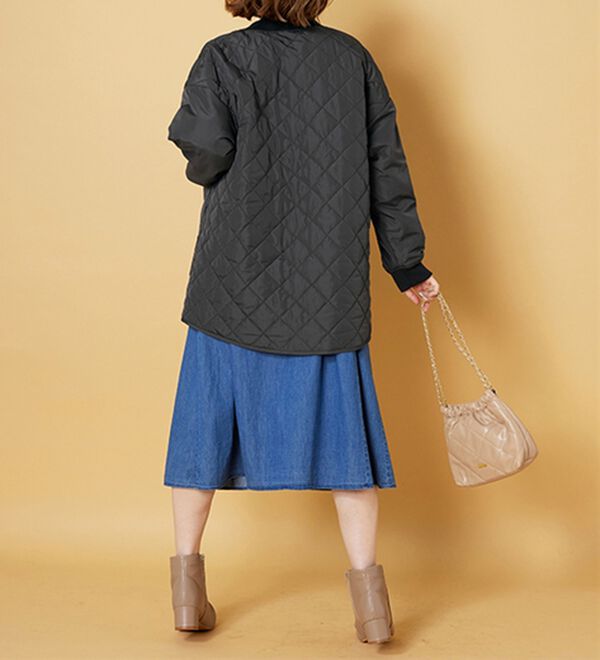 BELLUNA（ベルーナ）の「軽い着心地！ビッグポケット付キルトコート（ハーフコート）」｜詳細画像