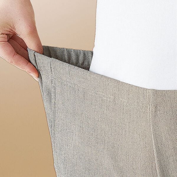 BELLUNA（ベルーナ）の「日本製ストレッチ素材おでかけパンツ（フルレングスパンツ）」｜詳細画像