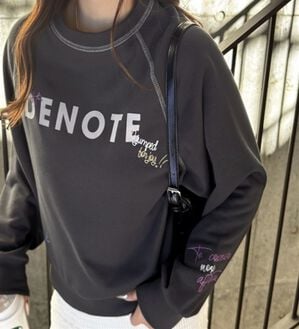 GeeRA（ジーラ）の「ミックスロゴ裏毛スウェット（カットソー）」｜チャコール