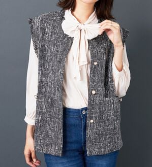 BELLUNA（ベルーナ）の「ツイード調パールボタンデザインベスト（ベスト）」｜チャコール系
