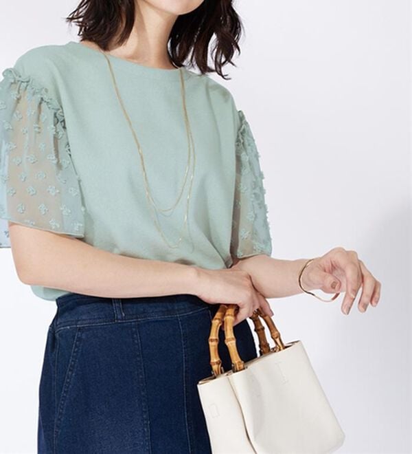 BELLUNA（ベルーナ）の「袖シアードット切替プルオーバー（カットソー）」｜詳細画像