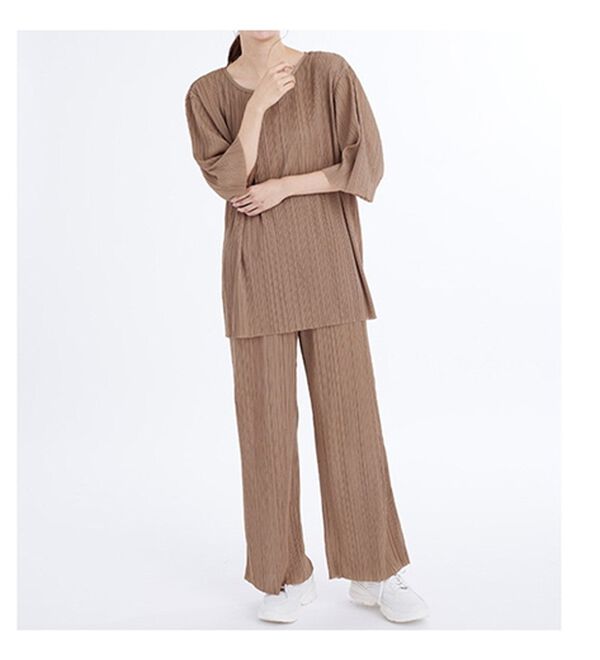 LAVIENNE（ラヴィエンヌ）の「さらっと軽いプリーツセットアップ（セットアップ）」｜詳細画像