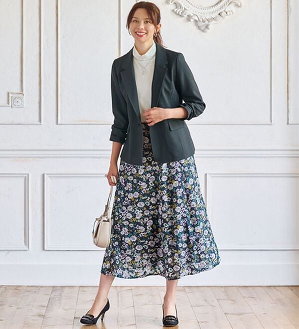 BELLUNA（ベルーナ）の「＜楽スタフィット＞シリーズ（ジャケット・パンツ・ベスト）（フルレングスパンツ）」｜詳細画像