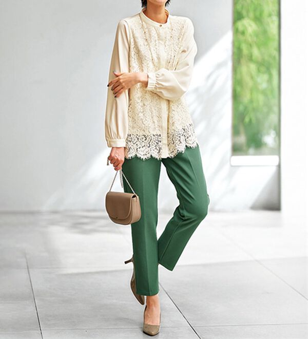 BELLUNA（ベルーナ）の「上品スカラップレース使いシャツチュニック（チュニック）」｜詳細画像