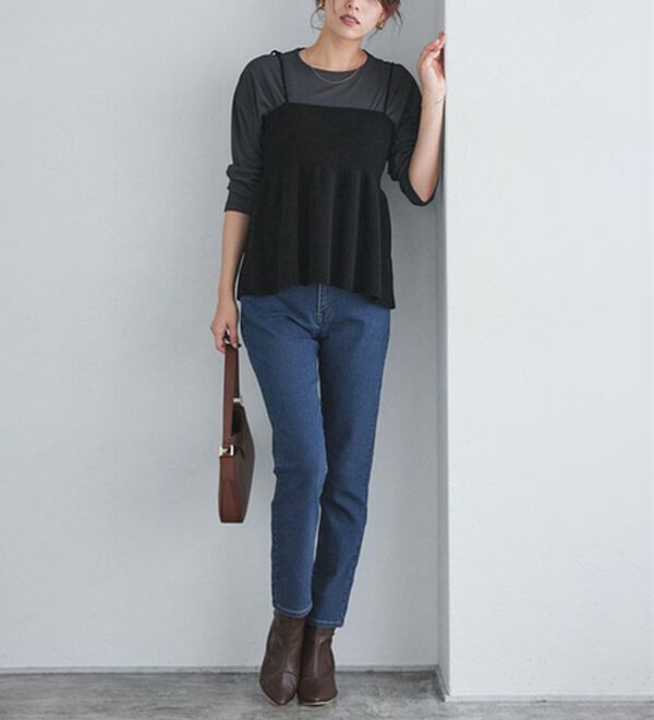 Pierrot（ピエロ）の「【ストレッチ素材】大人のためのゆるテーパードデニムパンツ（フルレングスパンツ）」｜詳細画像