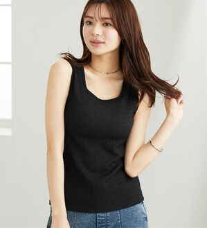 BELLUNA（ベルーナ）の「ジャカード素材カップ付タンクトップ（タンクトップ・キャミソール）」｜黒