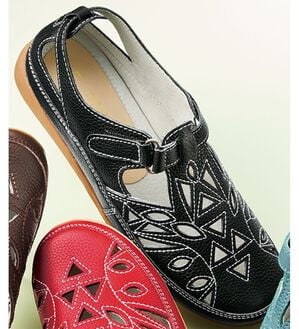 ルフラン（ルフラン）の「４Ｅ牛革ゆったりコンフォートシューズ（サンダル・ミュール）」｜ブラック