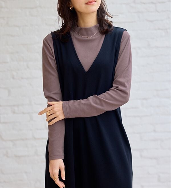 BELLUNA（ベルーナ）の「【選べる衿】肌に優しい綿１００％暖か発熱素材プルオーバー＜ベルホット　コットン＞（カットソー）」｜詳細画像