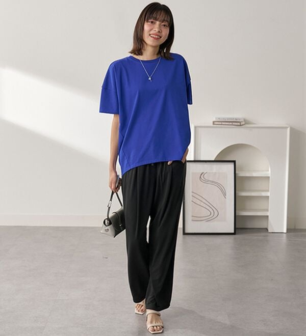 BELLUNA（ベルーナ）の「シュッと体型カバー！コクーンTシャツ（カットソー）」｜詳細画像