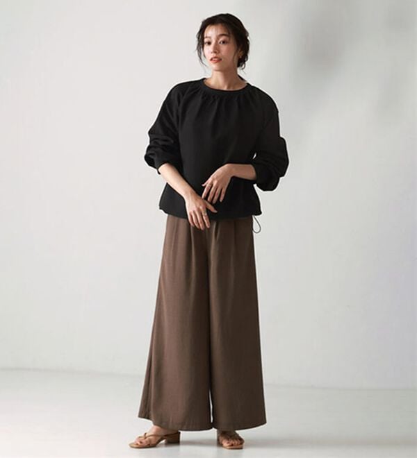 Pierrot（ピエロ）の「【速乾機能付】ギャザートップスラッシュガード（チュニック）」｜詳細画像