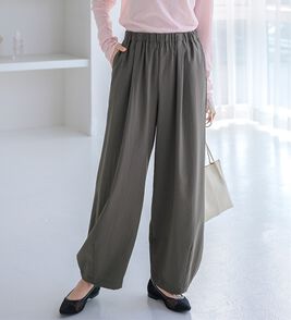 BELLUNA（ベルーナ）の「サラリ快適！ビンテージ調カーブパンツ（ワイドパンツ・ガウチョ）」