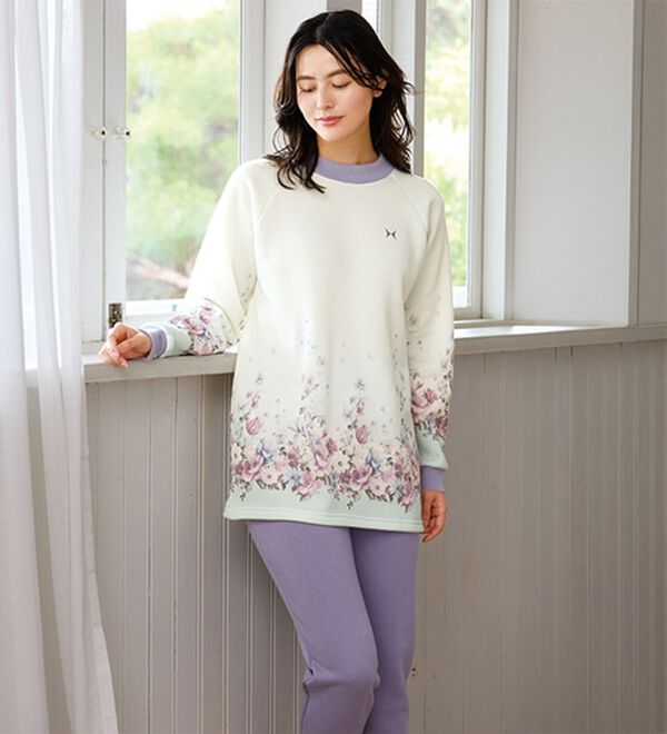 LAVIENNE（ラヴィエンヌ）の「＜ＨＡＮＡＥ　ＭＯＲＩ＞上品スウェットパジャマ（パジャマ・ルームウェア）」｜詳細画像