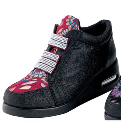 BELLUNA（ベルーナ）の「＜ポポラーレ＞花柄使いエアソールシューズ（スニーカー）」