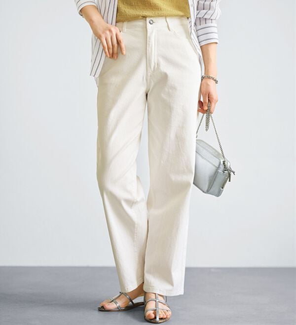 BELLUNA（ベルーナ）の「太すぎなくて「ちょうどいい！」ワイドストレートパンツ（フルレングスパンツ）」｜オフ白