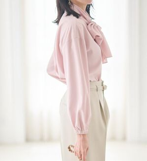 RANAN（ラナン）の「とろみボウタイブラウス（ブラウス）」｜サクラピンク