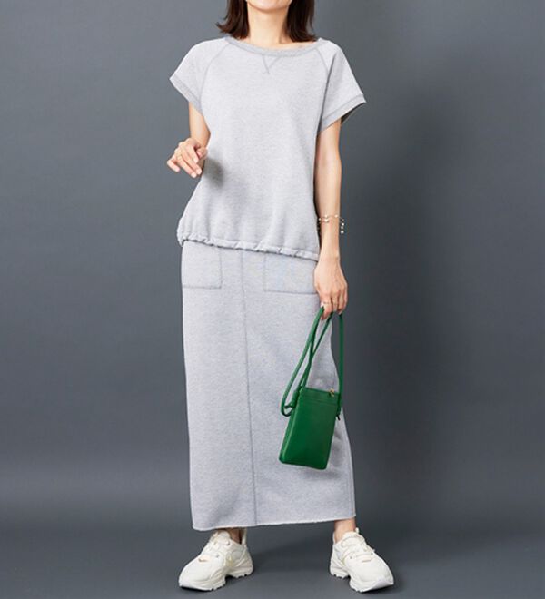 BELLUNA（ベルーナ）の「ラメ入り裏毛素材スカート（ロングスカート）」｜詳細画像