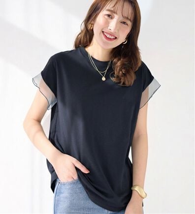 alotta（アロッタ）の「１枚でこなれ感！袖チュールデザイン綿混Ｔシャツ（Tシャツ）」