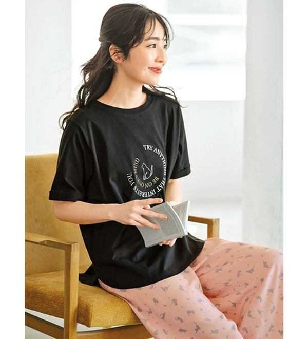 BELLUNA（ベルーナ）の「綿１００％着映えネコ柄プリントＴシャツ（Tシャツ）」｜詳細画像