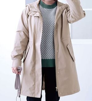 BELLUNA（ベルーナ）の「防風はっ水ロング丈マウンテンパーカー（ロングコート）」｜ベージュ