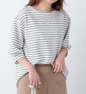 BELLUNA（ベルーナ）の「リップルボーダー袖タックプルオーバー（カットソー）」｜オフ白&times;黒