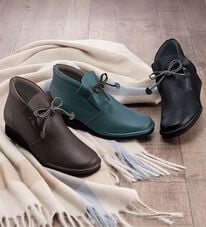 ルフラン（ルフラン）の「やわらかレザーのハイカットリボンシューズ（ブーツ）」