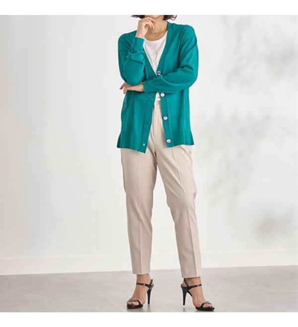 BELLUNA（ベルーナ）の「＜ＳＯＬＯＴＥＸ（Ｒ）＞美脚見えテーパードパンツ（テーパードパンツ）」｜詳細画像