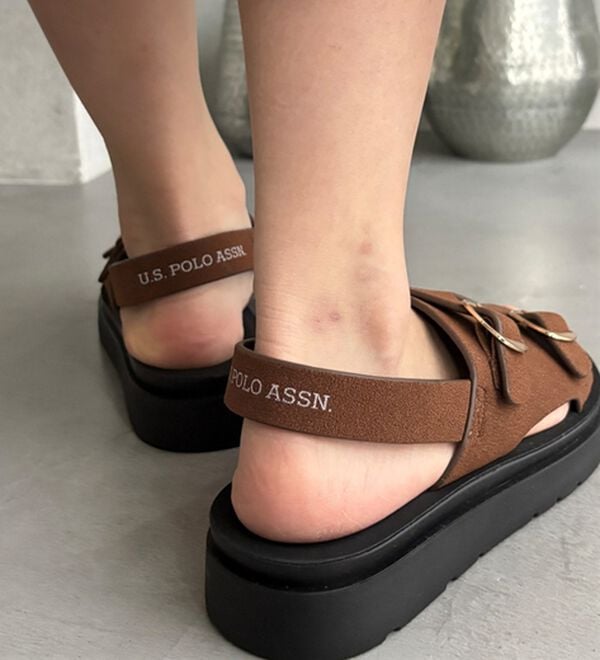 GeeRA（ジーラ）の「【ＵＳ．ＰＯＬＯ．ＡＳＳＮ】バックルデザインサンダル（サンダル・ミュール）」｜詳細画像