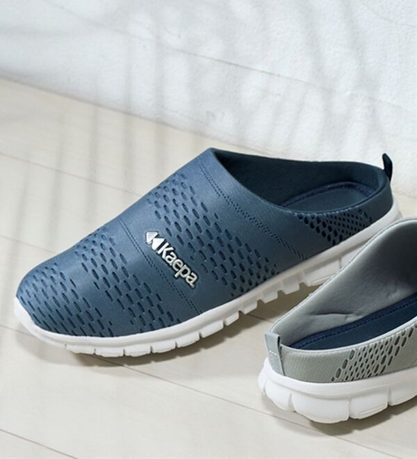 「＜ケイパ＞軽量メッシュスニーカー（メンズスニーカー）」｜スリッポンネイビー