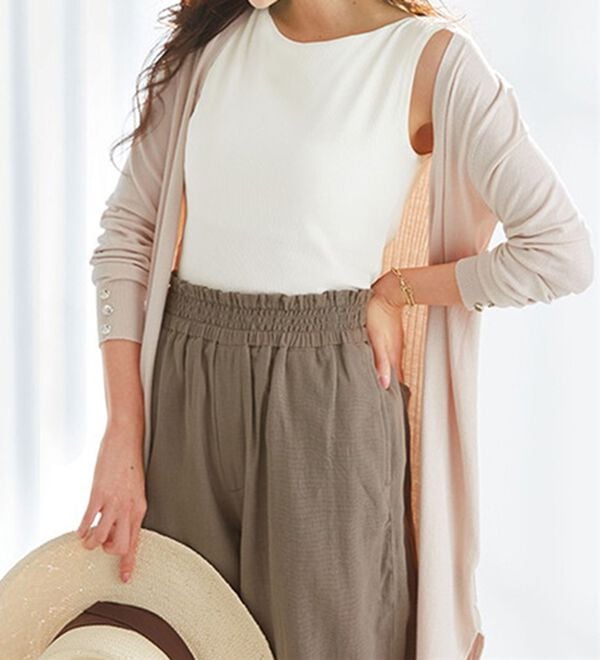 LAVIENNE（ラヴィエンヌ）の「ぴたもちカップ付リブタンクトップ（ブラトップ・カップ付きインナー）」｜詳細画像